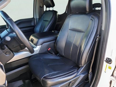 Used 2019 Ford F150 Lariat w/ Equipment Group 502A Luxury image 10