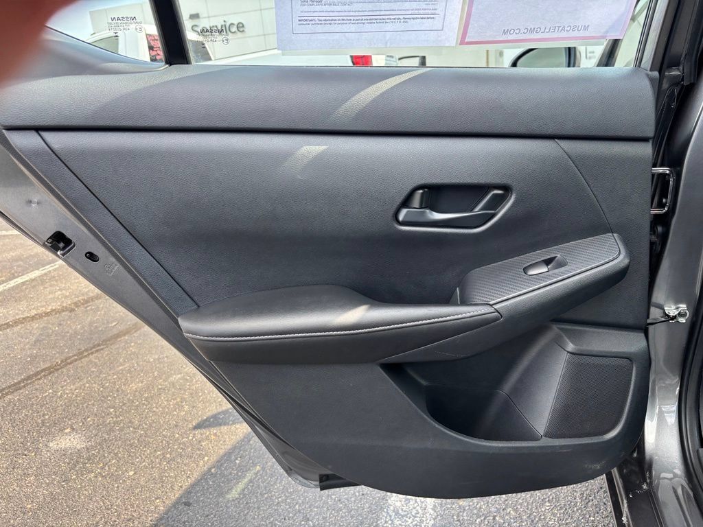 Used 2025 Nissan Sentra S FWD image 22