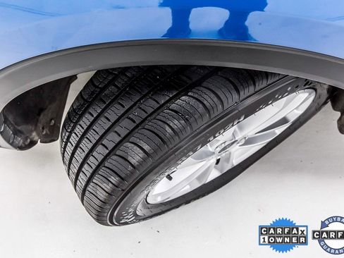 Used 2021 Ford Escape SE image 11