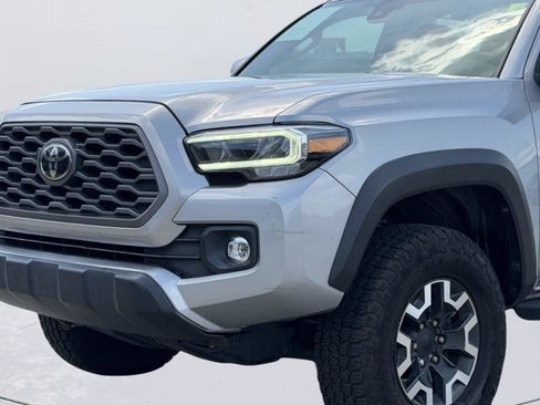 Used 2021 Toyota Tacoma TRD Off-Road w/ Technology Package AWD/4WD image 6