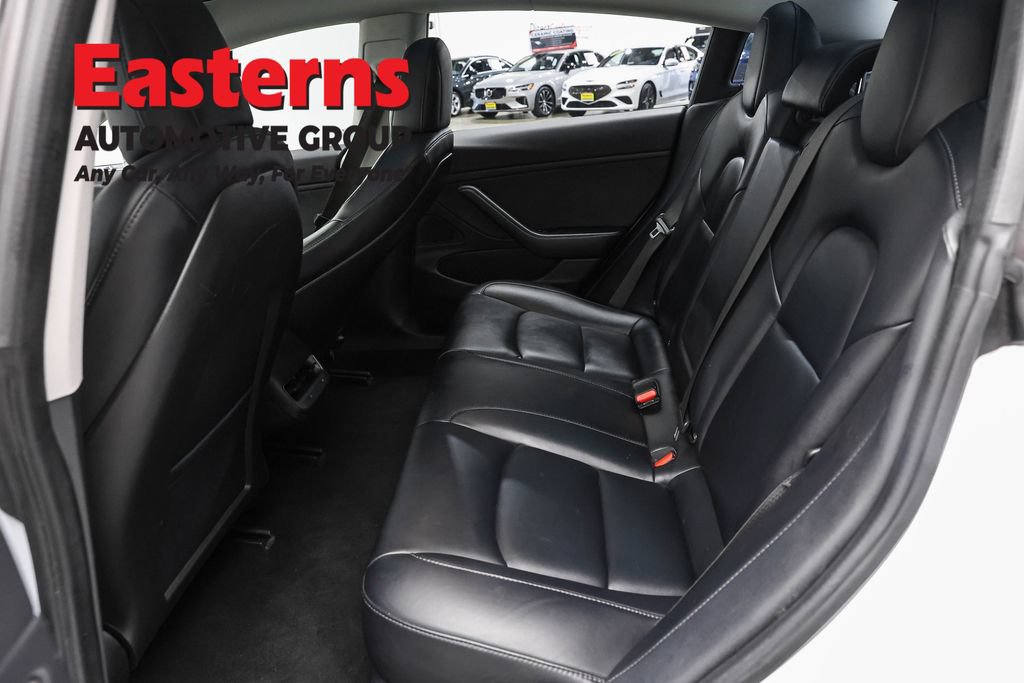 Used 2018 Tesla Model 3 Long Range RWD image 17