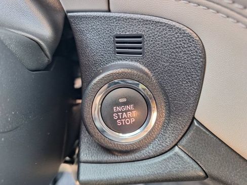 Used 2023 Subaru Outback Premium AWD/4WD image 25