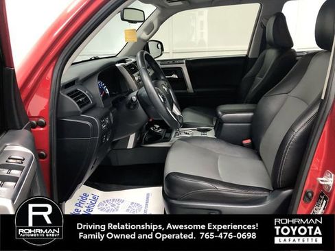Used 2018 Toyota 4Runner SR5 Premium AWD/4WD image 11