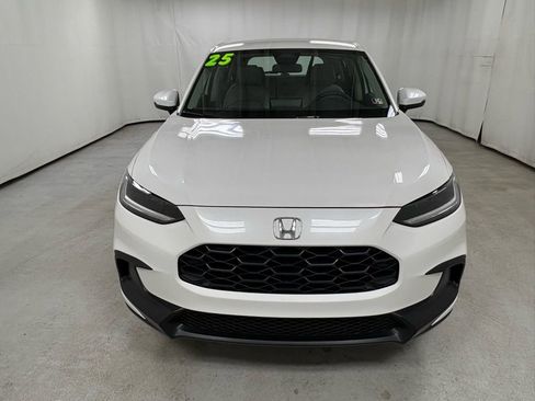 Used 2025 Honda HR-V LX image 9