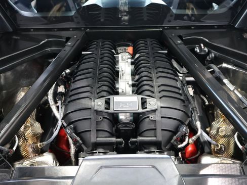 Used 2025 Chevrolet Corvette Z06 image 12