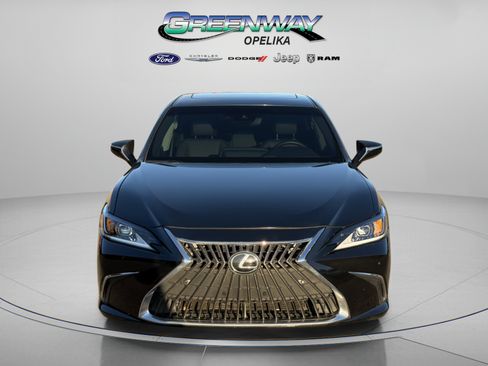 Used 2024 Lexus ES 350 w/ Premium Package FWD image 2