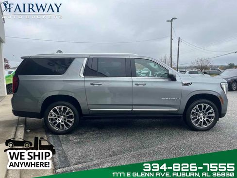 Used 2025 GMC Yukon XL Denali w/ Denali Reserve Package AWD/4WD image 5