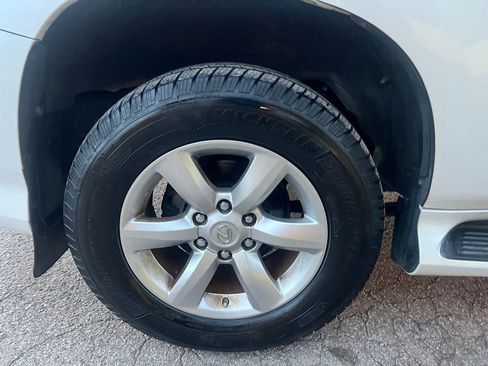 Used 2010 Lexus GX 460 image 30