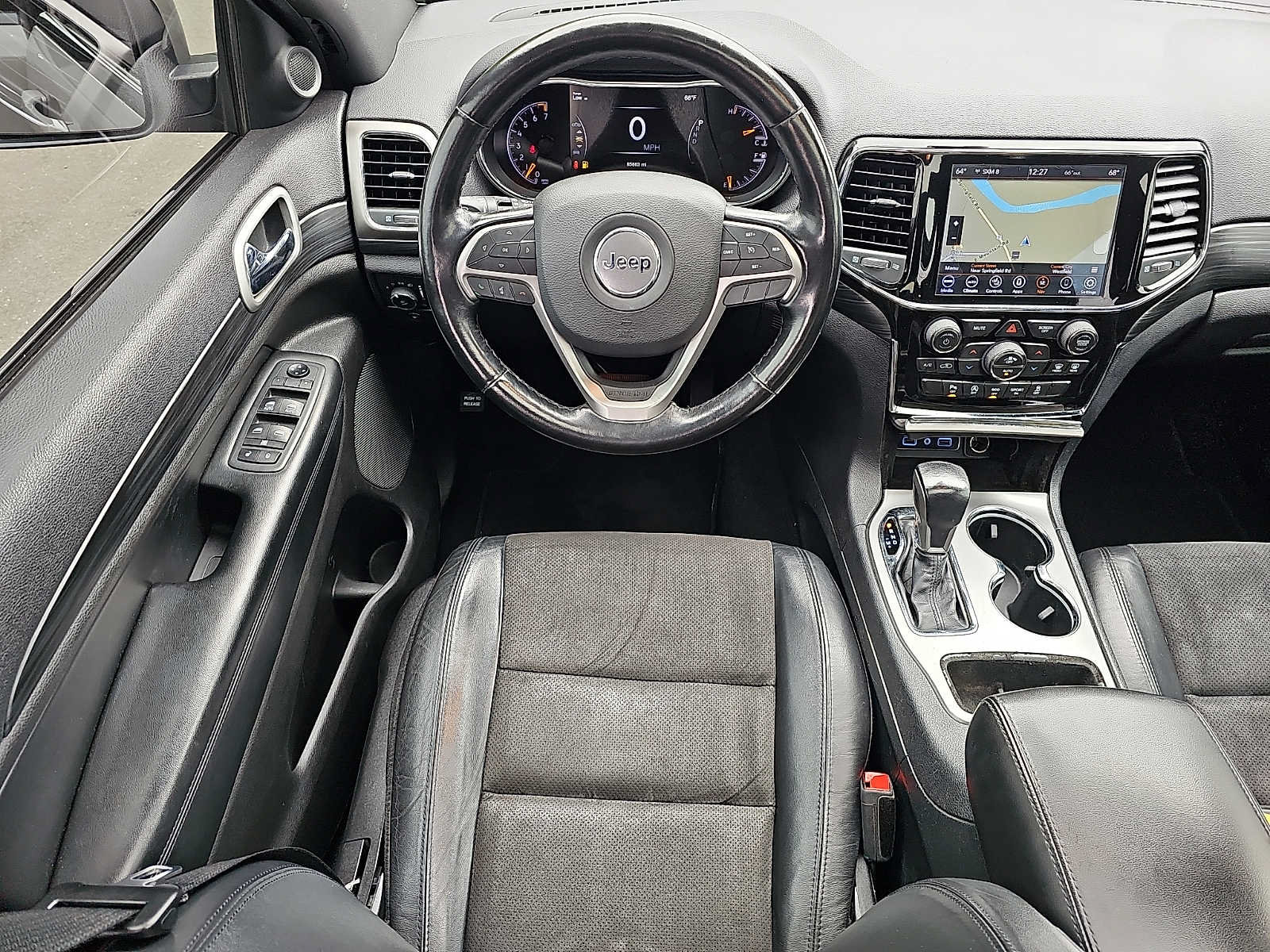 Used 2020 Jeep Grand Cherokee Altitude AWD/4WD image 12