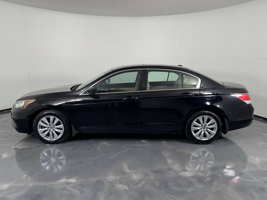 Used 2011 Honda Accord EX-L image 8