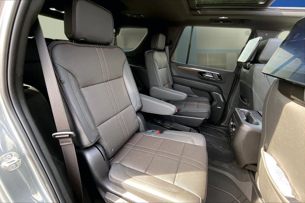 New 2026 Chevrolet Tahoe High Country AWD/4WD image 10