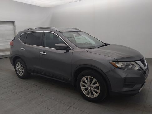 Used 2018 Nissan Rogue SV FWD image 11