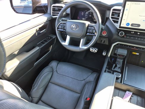 Used 2024 Toyota Tundra Platinum image 19