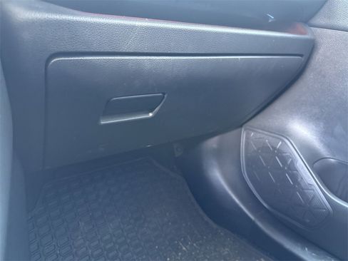 Used 2020 Toyota RAV4 Limited image 39