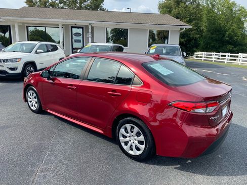 Used 2024 Toyota Corolla LE FWD image 4
