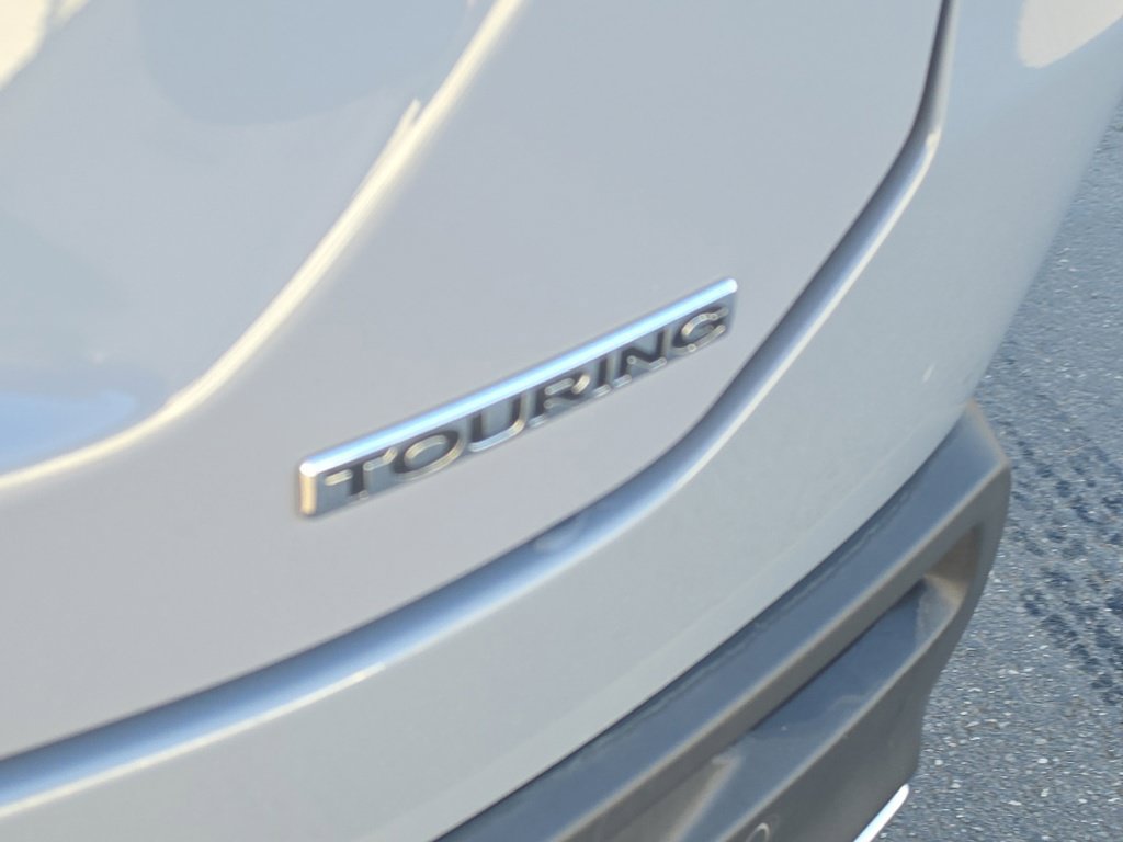 Certified 2025 Honda Pilot Touring image 8