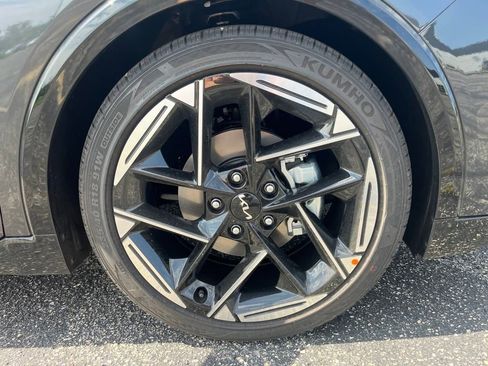 New 2025 Kia K4 GT-Line w/ GT-Line Premium Package image 11