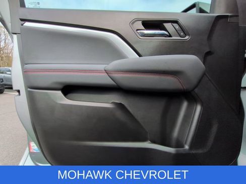 Used 2023 Chevrolet Colorado Z71 w/ Z71 Convenience Package 2 AWD/4WD image 23