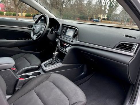 Used 2017 Hyundai Elantra Value Edition w/ Cargo Package image 24