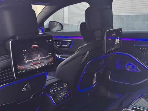 Used 2024 Mercedes-Benz Maybach S 580 MERCEDES-MAYBACH S 580 4M image 33