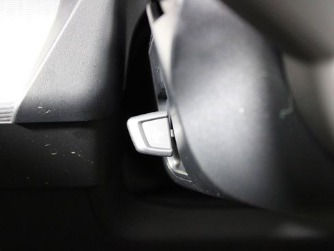 Used 2024 BMW 530i w/ M Sport Package image 16