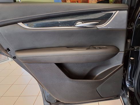 Certified 2024 Cadillac XT5 Premium Luxury FWD image 18