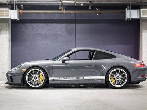 Used 2018 Porsche 911 GT3 RWD image 8