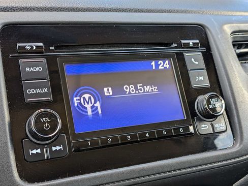 Used 2017 Honda HR-V LX image 23