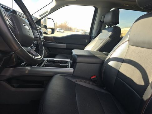 Used 2024 Ford F350 Lariat w/ Lariat Ultimate Package image 3