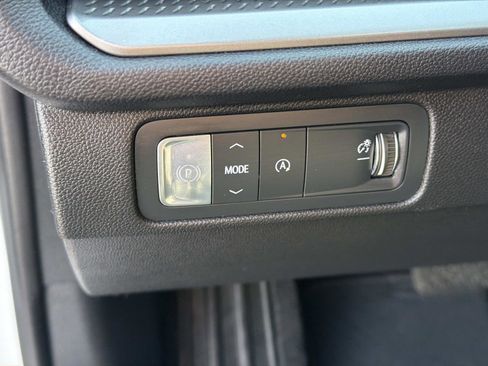 Certified 2024 Chevrolet Traverse LT w/ Enhanced Driving Package image 6