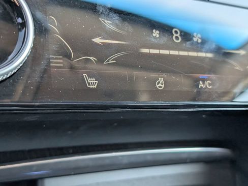 Used 2024 Genesis GV80 2.5T AWD/4WD image 17