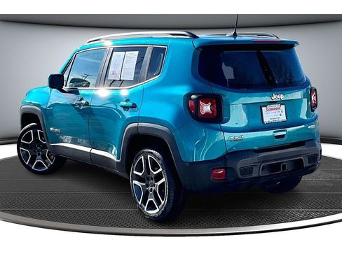 Used 2020 Jeep Renegade Latitude w/ Cold Weather Group image 2