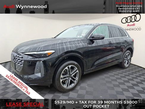 Certified 2025 Audi Q5 Premium w/ Premium Plus AWD/4WD image 3
