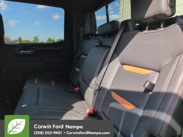 Used 2024 GMC Sierra 1500 AT4 w/ Technology Package AWD/4WD image 26