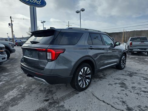New 2026 Ford Explorer Platinum image 3