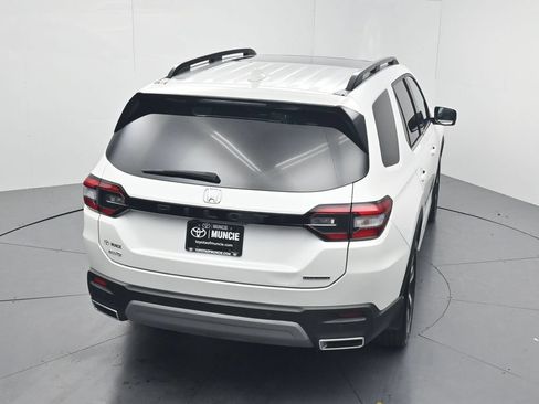 Used 2024 Honda Pilot Touring image 58