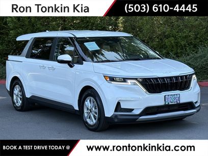 Used 2024 Kia Carnival LX