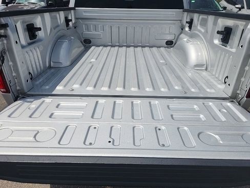 Used 2018 Ford F150 XL w/ Equipment Group 101A Mid RWD image 16