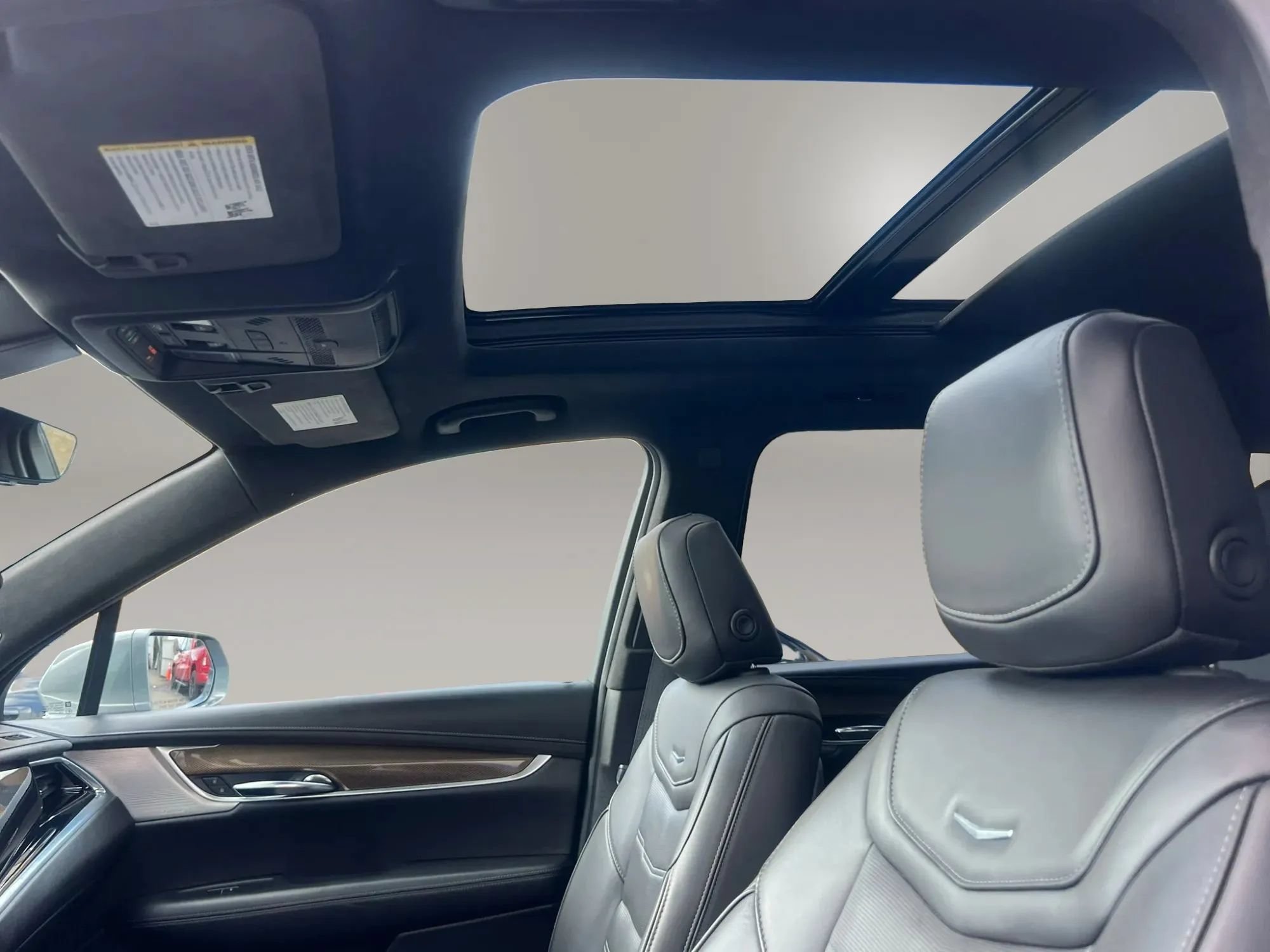 Used 2020 Cadillac XT6 Premium Luxury w/ Platinum Package AWD/4WD image 28