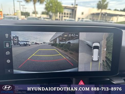 Used 2025 Kia Carnival SX FWD image 12