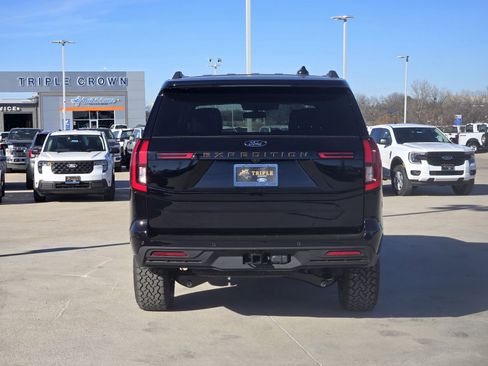 New 2026 Ford Expedition Tremor image 8