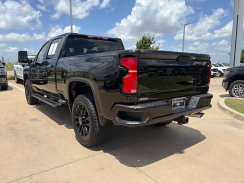 Used 2025 Chevrolet Silverado 2500 LT w/ Trail Boss Package AWD/4WD image 3