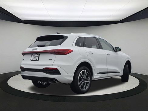 New 2025 Audi Q5 Premium image 7