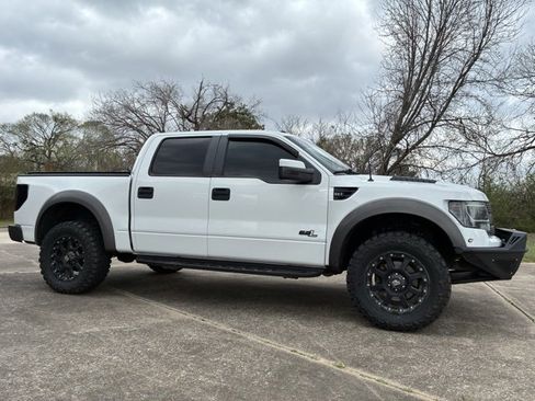 Used 2012 Ford F150 Raptor image 2