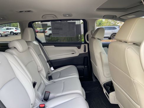 New 2026 Honda Odyssey EX-L image 23
