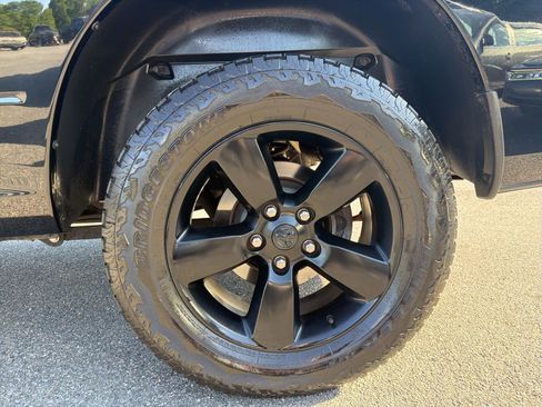 Used 2021 RAM 1500 Express image 15