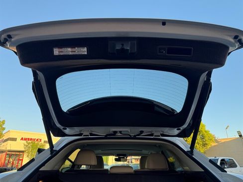 Used 2018 Lexus RX 450h AWD w/ Premium Package image 18