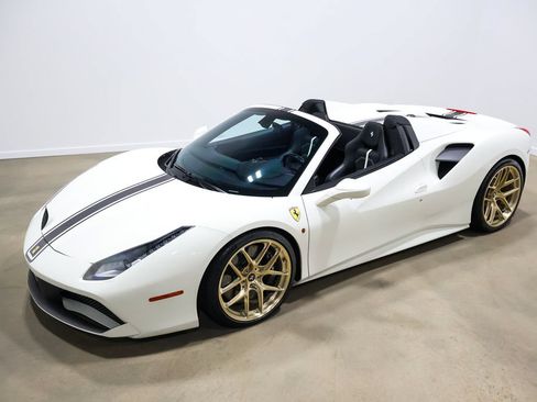 Used 2017 Ferrari 488 Spider RWD image 30