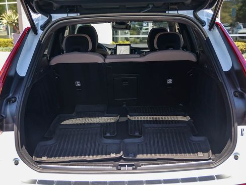 Certified 2026 Volvo XC60 B5 Plus w/ Protection Package Premier AWD/4WD image 30