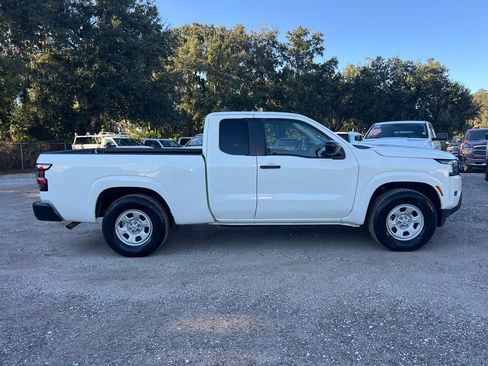 Used 2023 Nissan Frontier S image 2